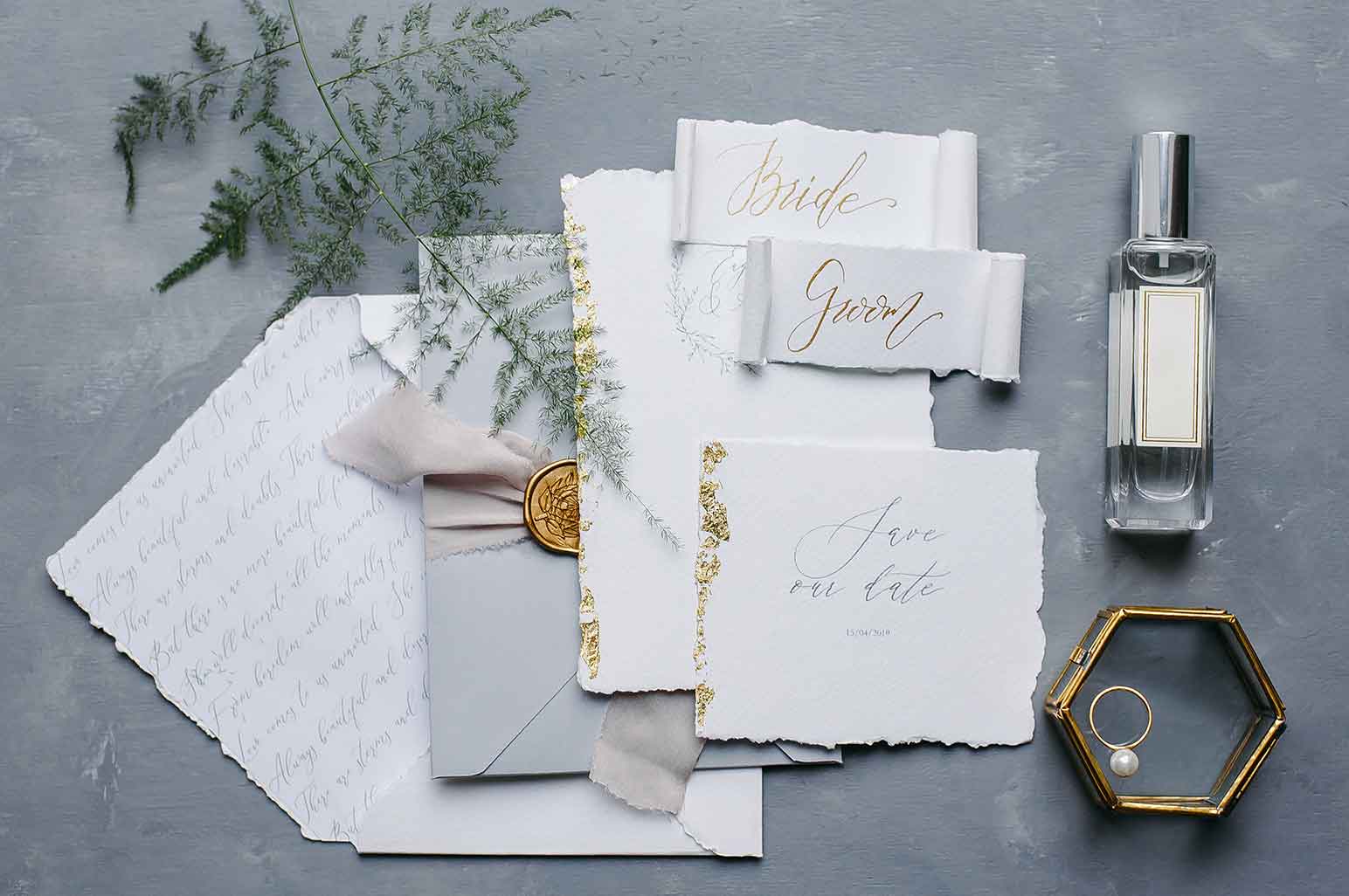 Simple Ways to Make Your Wedding Invitations Stand Out