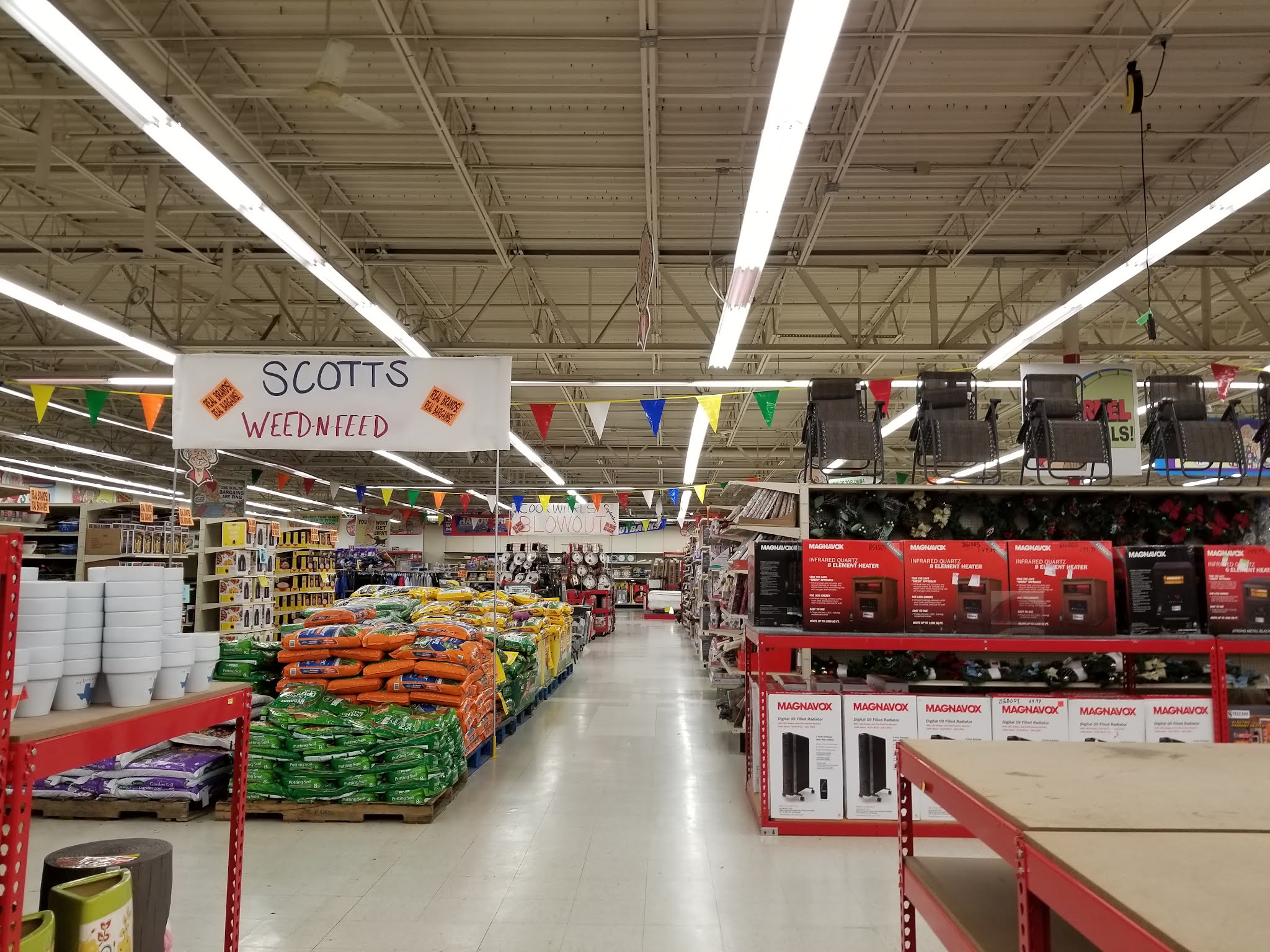 The Louisiana and Texas Retail Blogspot Ollie's inside of former Toys R Us Waco October 2021