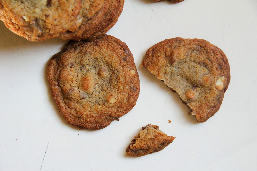 Krebsen und Aluette: Milchschoko Salzmandel Cookies mit Honig