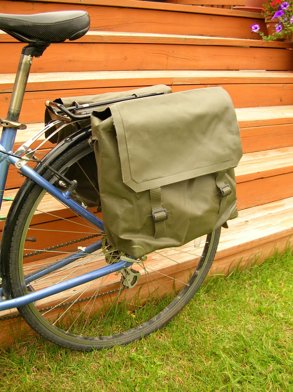 Dipping Lily Bike Panniers DIY style