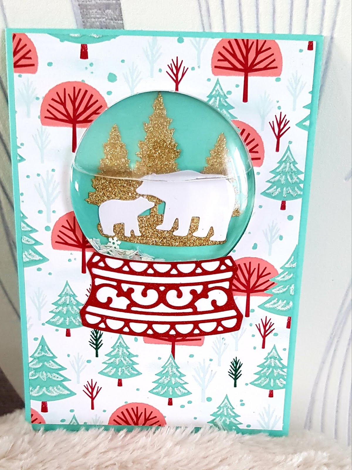 Le plaisir de créer : Tuto-Vidéo: "Carte à effet Boule de neige" par Le Plaisir de Créer