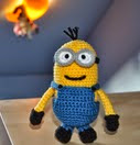 http://lavaquitadelanita.blogspot.com.es/2014/02/amigurumi-minion-version-1.html?m=1