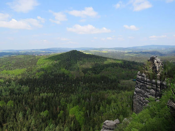 Hohe Liebe (401 m n.p.m.).