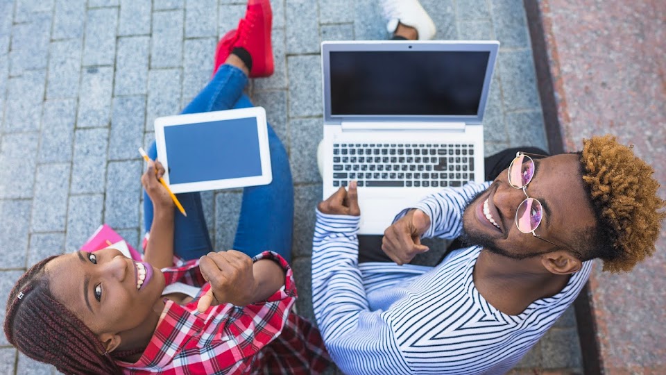 INFLUENCIA TECNOLÓGICA EN EL ÁREA EDUCATIVA EN LOS PRÓXIMOS AÑOS