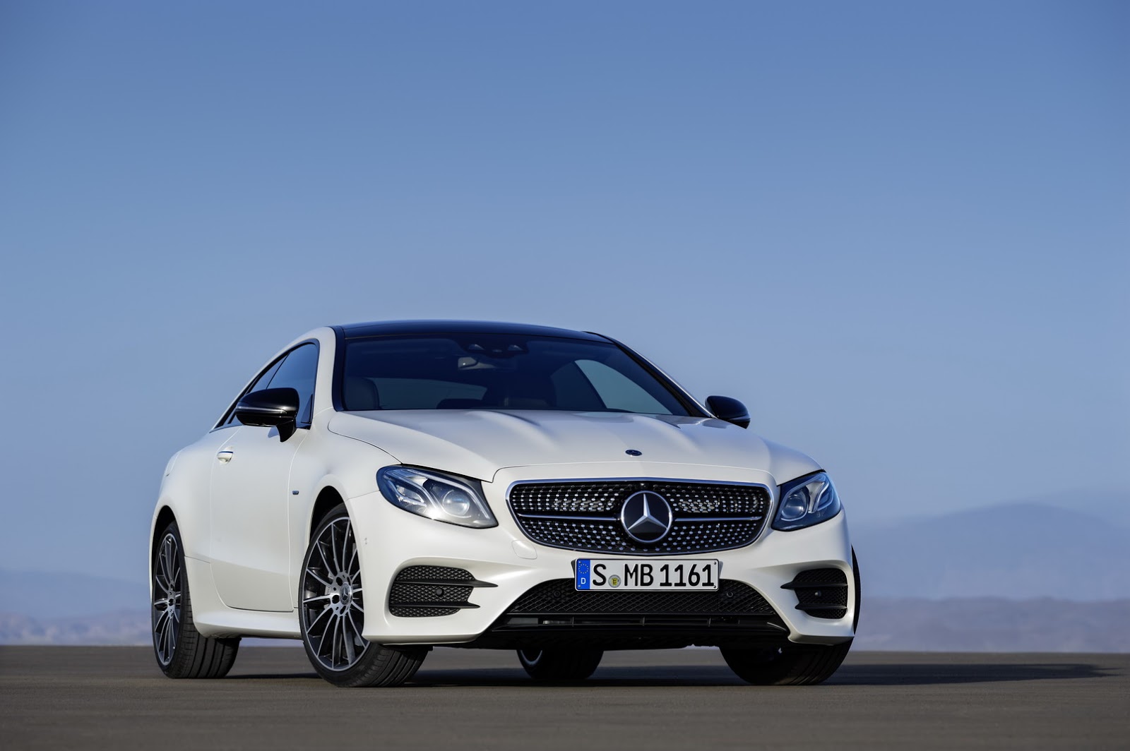 2018-Mercedes-E-Class-Coupe-39.jpg