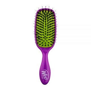 The Wet Brush Shine Enhancer in Purple