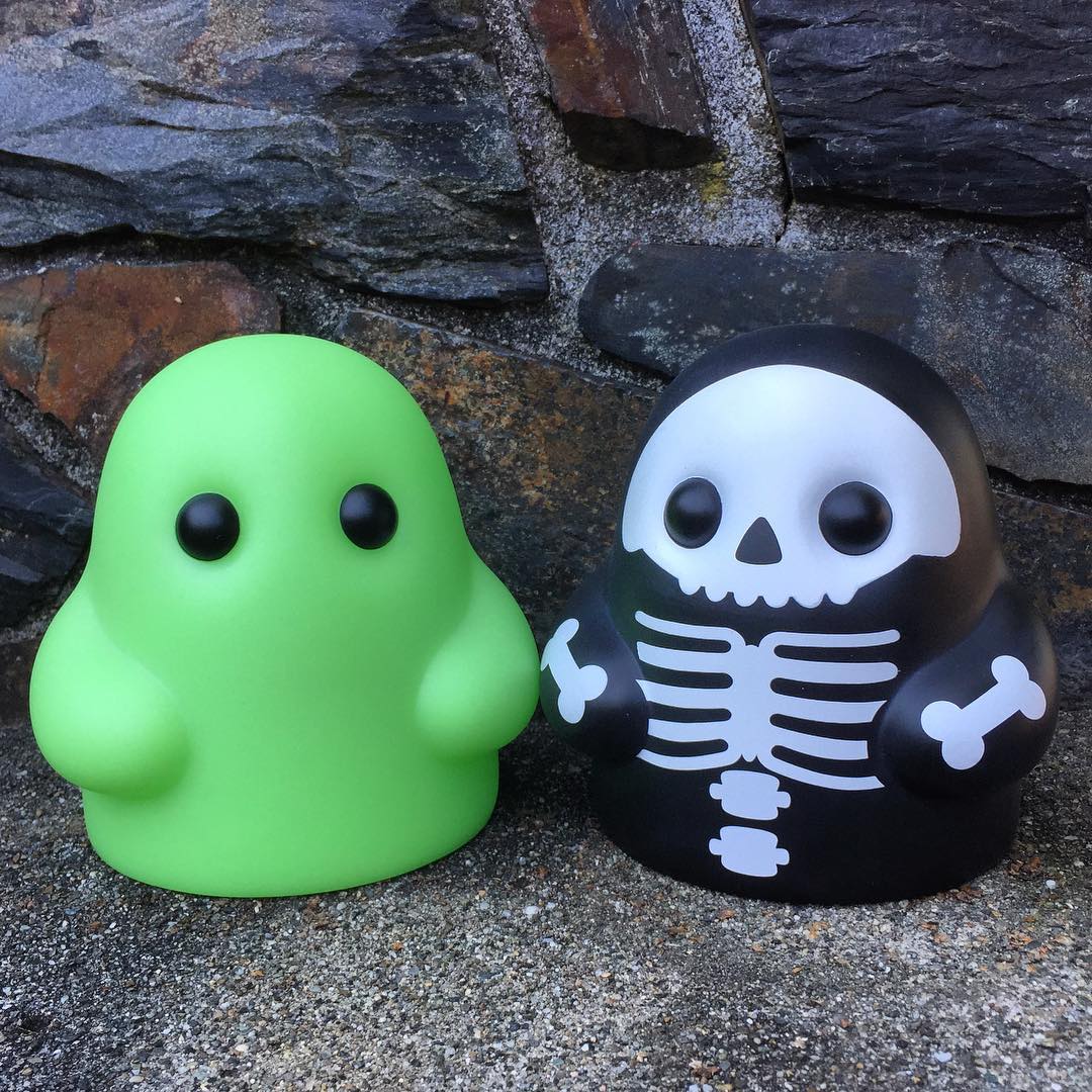 The Blot Says: X-Ray & Green Glow Editions Tiny Ghost Vinyl Figure by Reis OâBrien (of Bimtoy