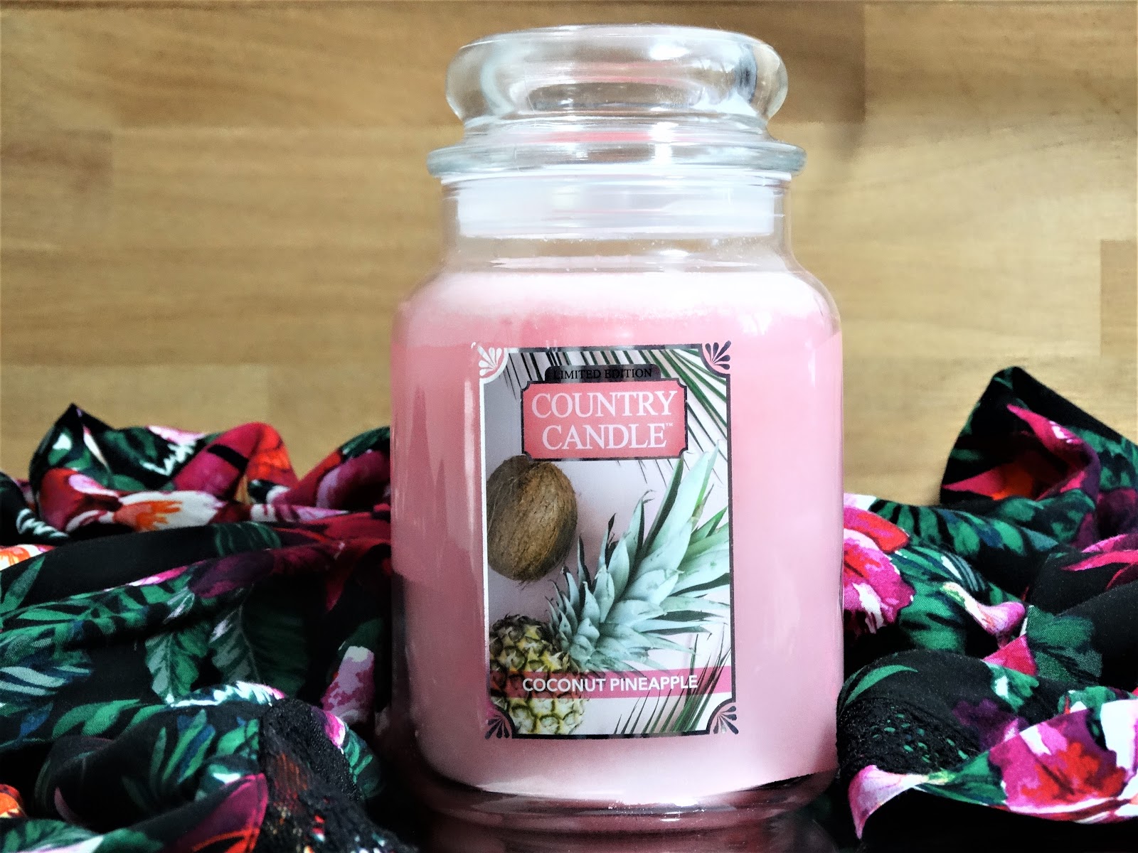 COUNTRY CANDLE COCONUT PINEAPPLE [AVIS]
