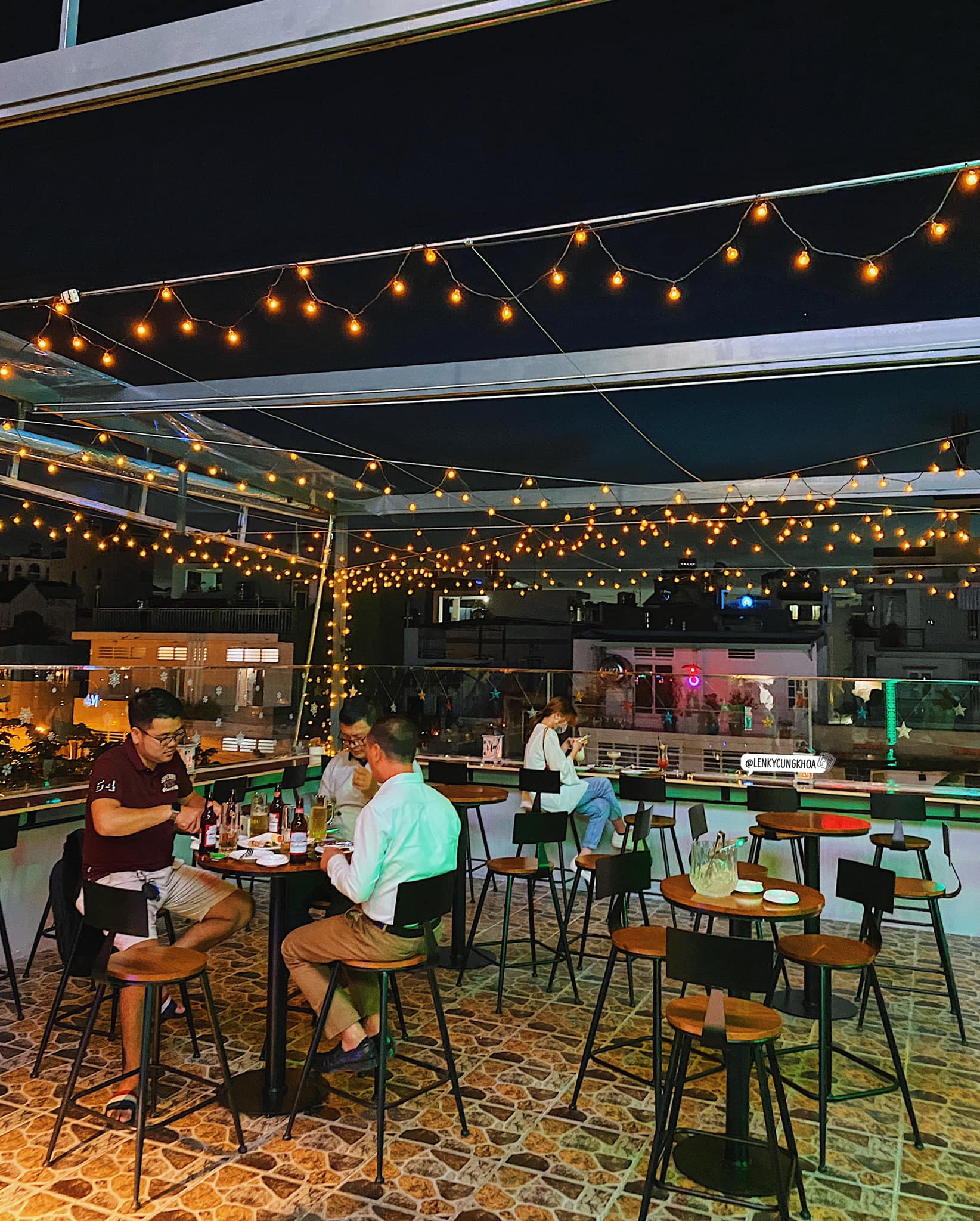 Mint Lounge Rooftop quận 10