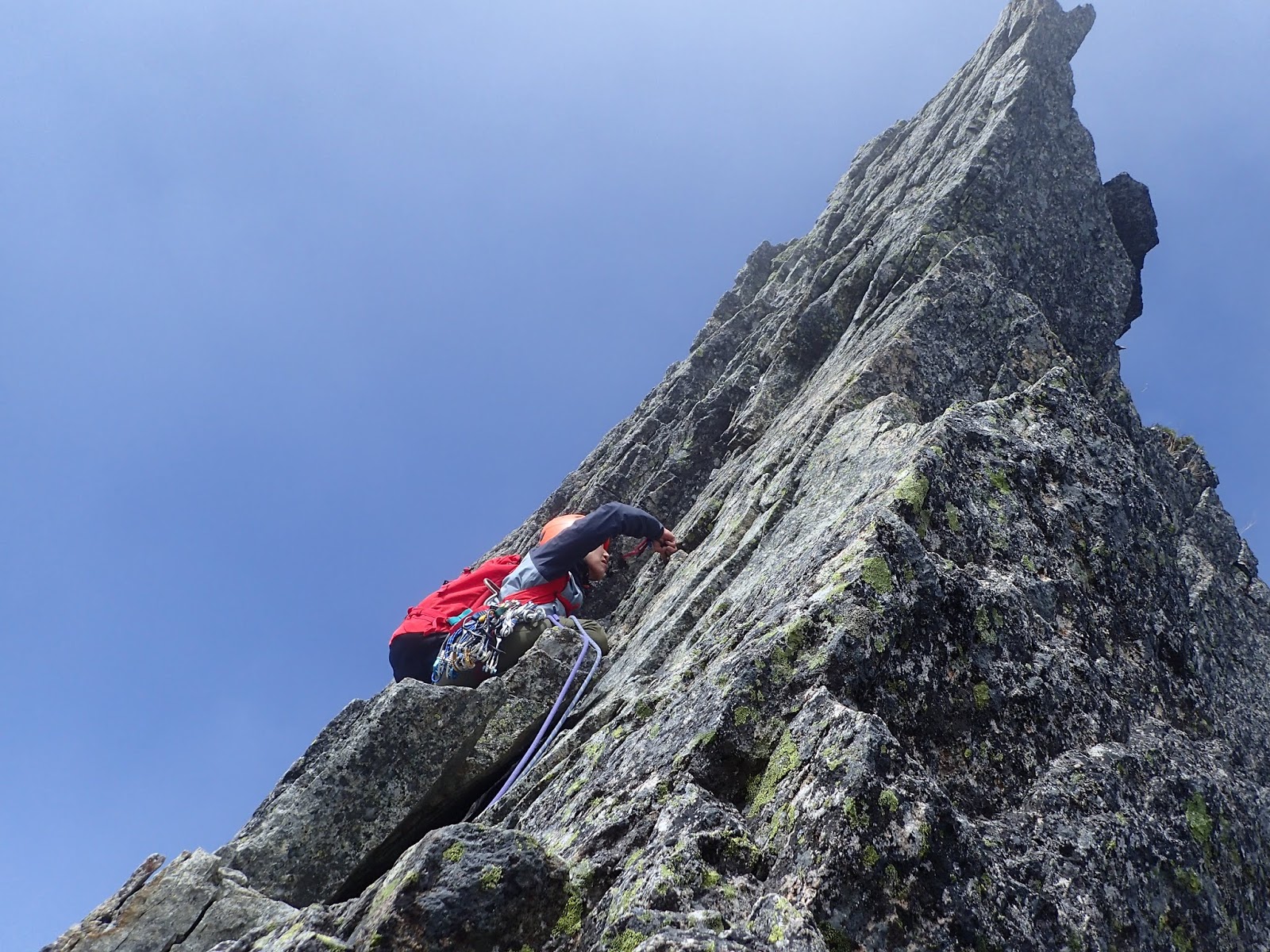 川崎柴笛クラブ 神奈川県 川崎市 山岳会 19年10月５ ７日 紅葉真っ盛り 槍ヶ岳の小槍 大槍の登攀