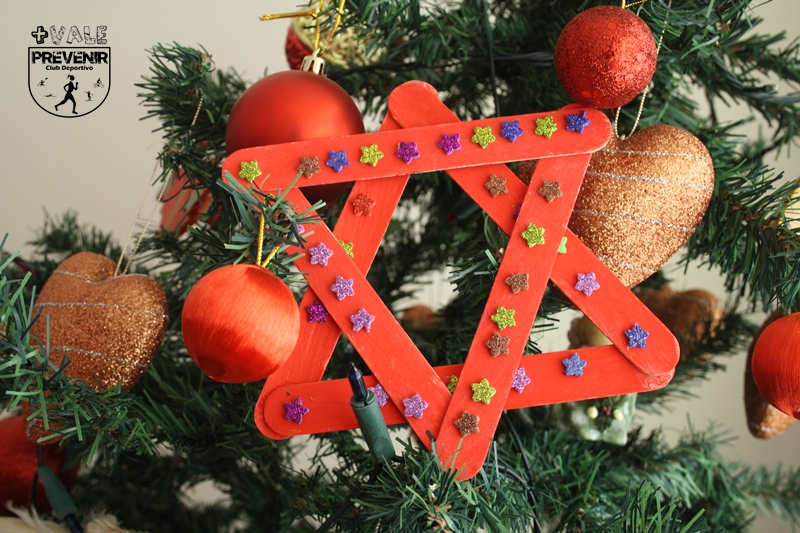 estrella de navidad con palitos de helados