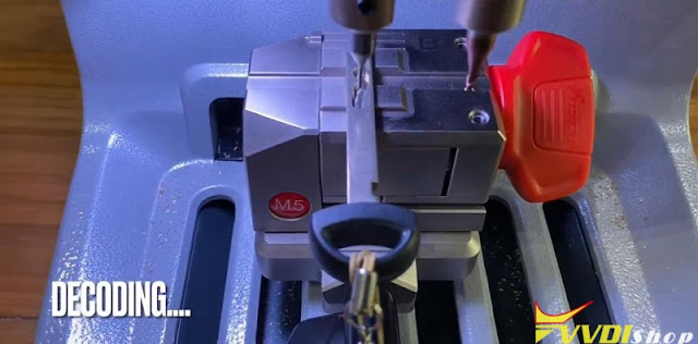 Xhorse Dolphin XP005L Cut Mini Cooper HU100R Key 9