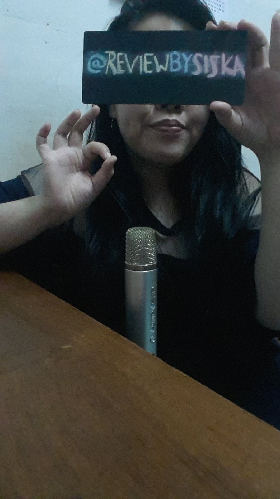 Review by Siska [BLOGTOUR] Review Novel Strings Attached Yoana Dianika