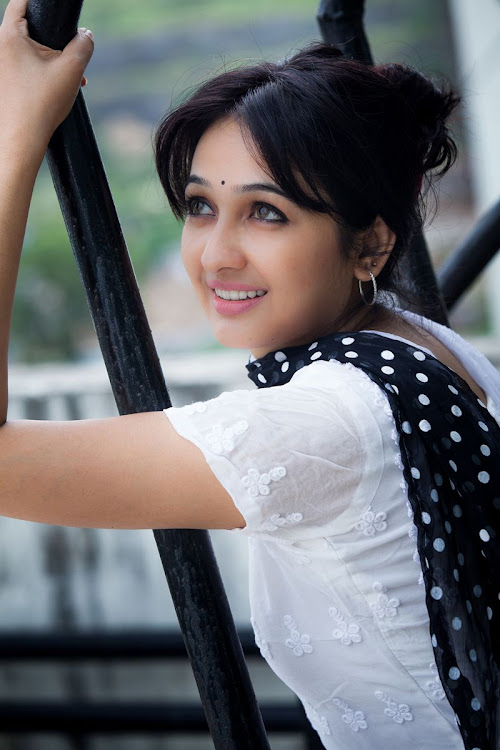 Aavaana Photoshoot stills