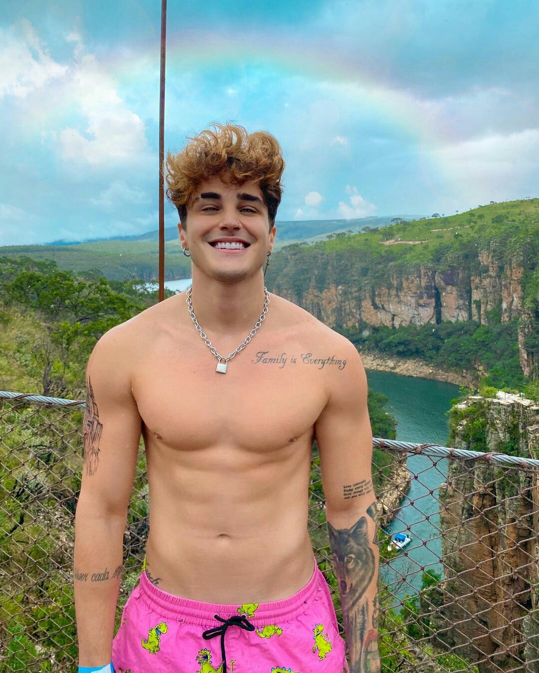 Alex Mapeli, Influencer Brasileño