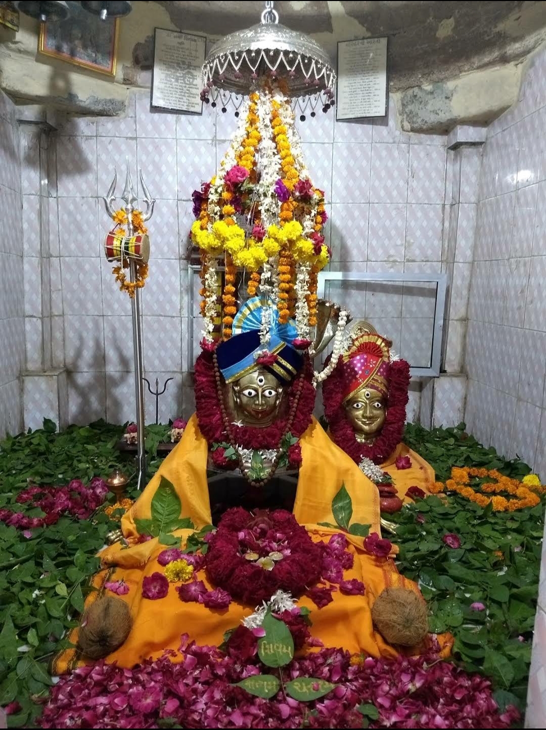 VADODARA NAVNATH MAHADEV
