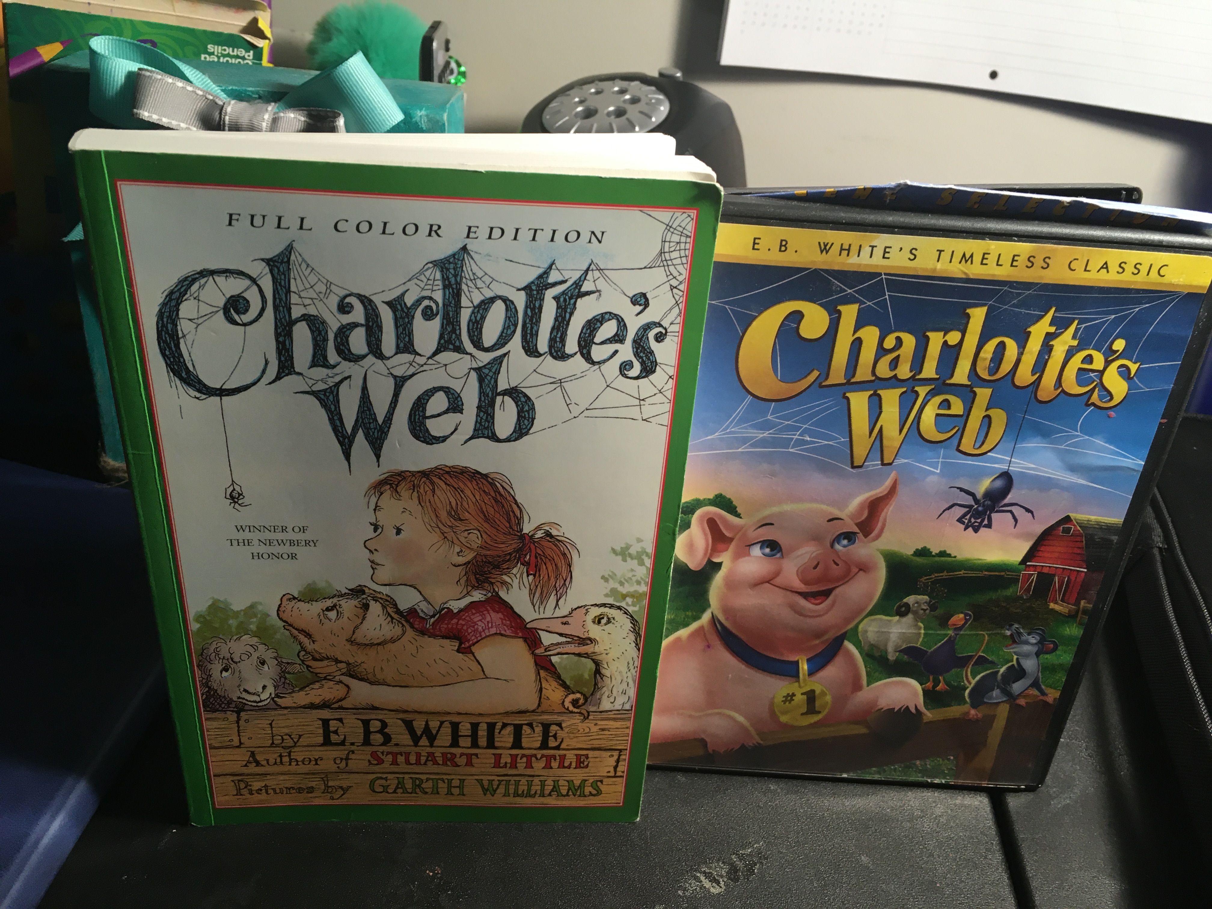 Charlotte's web book vs movie.