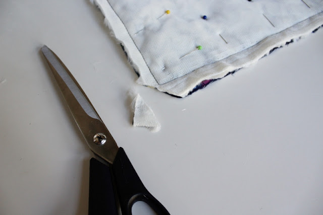 15 Minute Baby Minky Blanket | Whip up this sweet little baby minky blanket in no time at all! These come together so quickly. #minkyblanket #babyblanket #sewing #sew #isew| www.sewwhatalicia.com