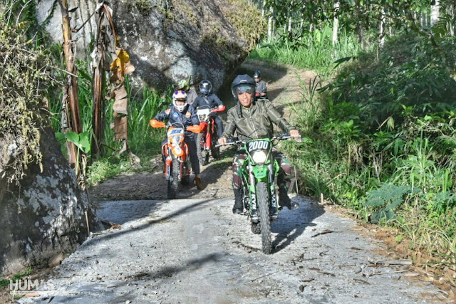 Kendarai Kuda Besi, Bupati Trenggalek Coba Rabat Jalan Hasil TMMD