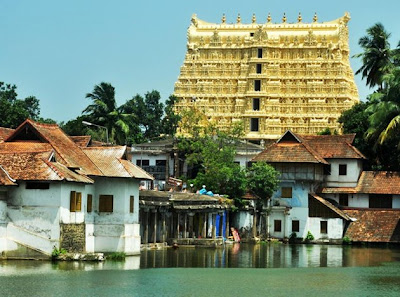 Famous Sri Padmanabhaswamy Temple in Thiruvananthapuram Pictures Kerala