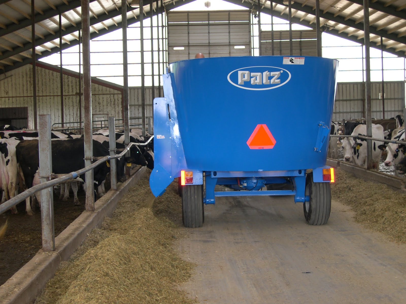 Ag Equipment & TMR Info Center 3 Steps to Feeding Success