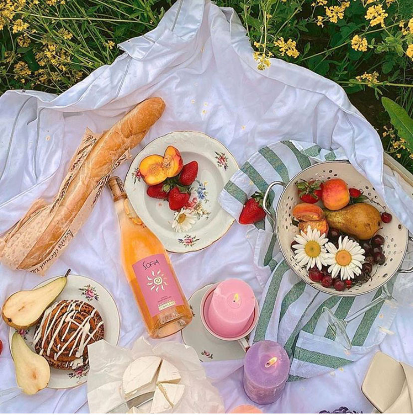 From Instagram | Summertime Inspiration: The Most Beautiful Picnics