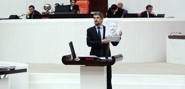 Parlamento turco rechaza reconocimiento de genocidio de Paylan