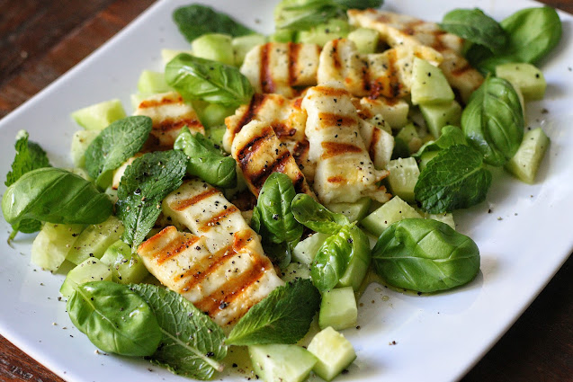 Grilled Halloumi with Cucumber