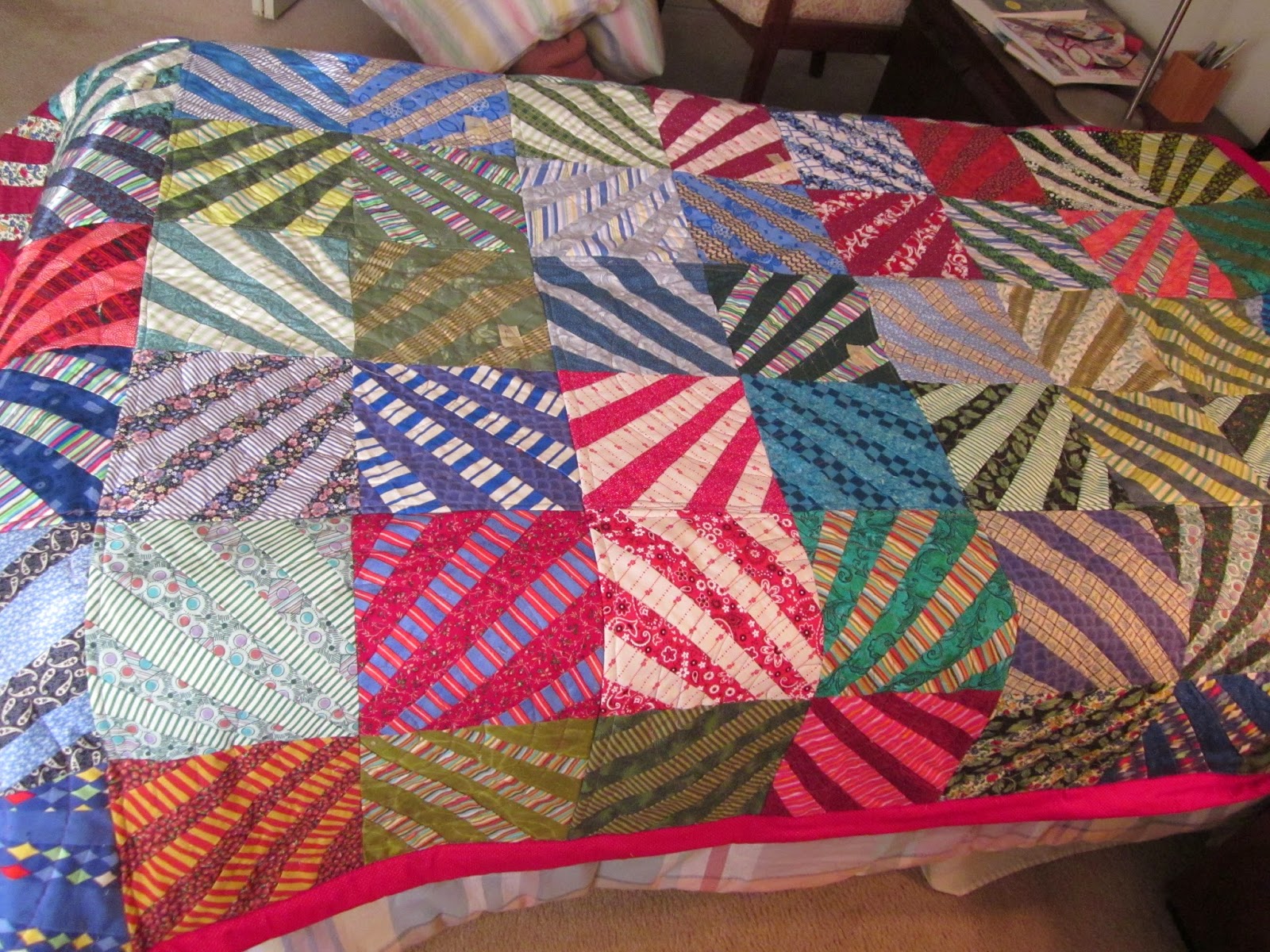 Selvage Blog: June Calender's New Quilt!