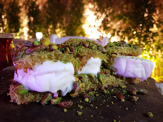 food blogger dubai turkish kaftan pasa kadayif pistachio pastry