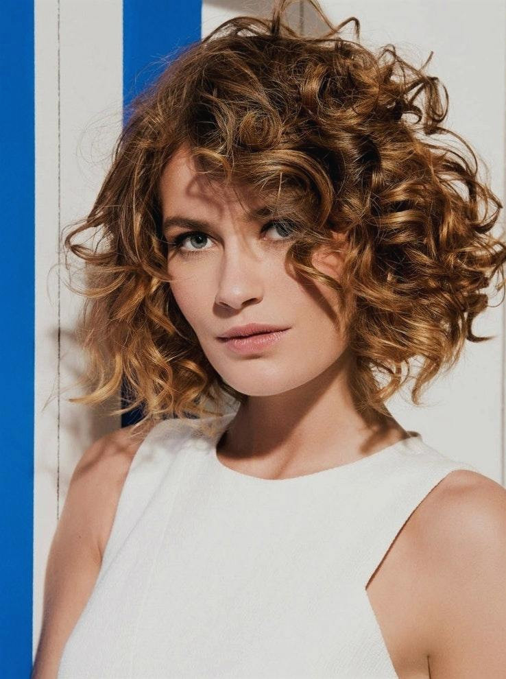 Cortes de pelo rizado 2020