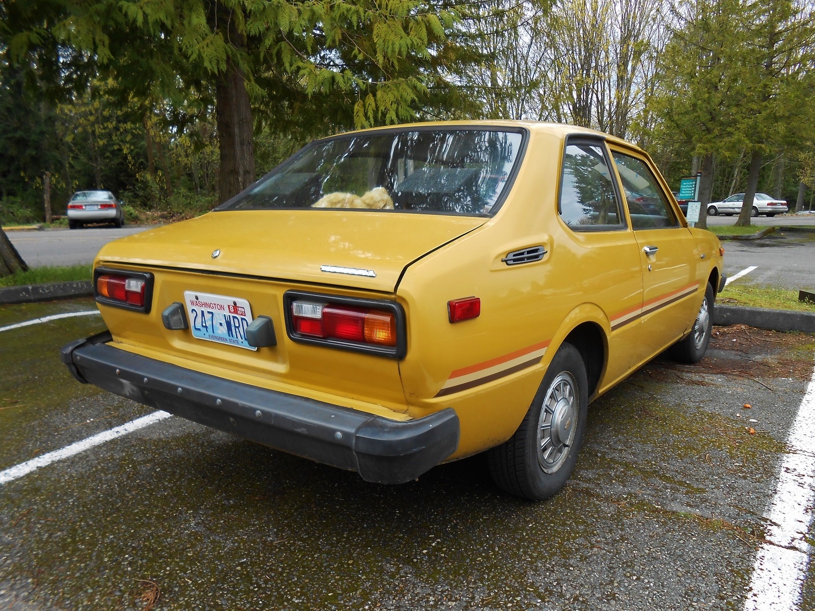 Seattle's Parked Cars: 1976 Toyota Corolla
