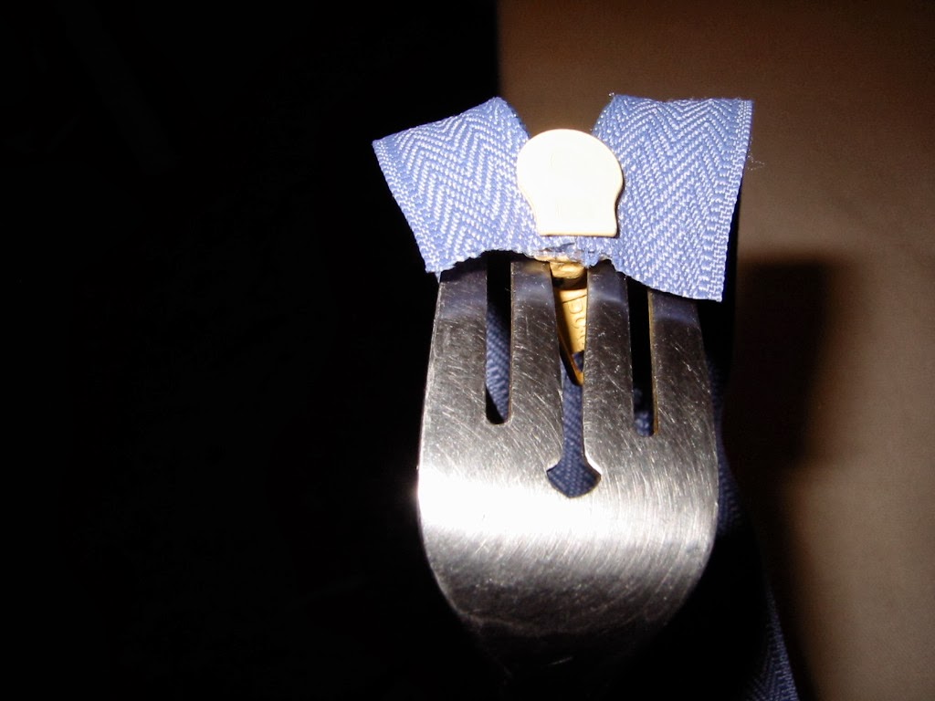 The Zipper Lady Zipper Fork Trick