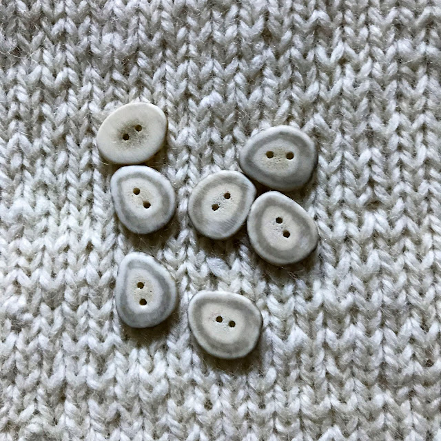 kofta, cardigan, greekwool, benknappar kofta, cardigan, greekwool, benknappar