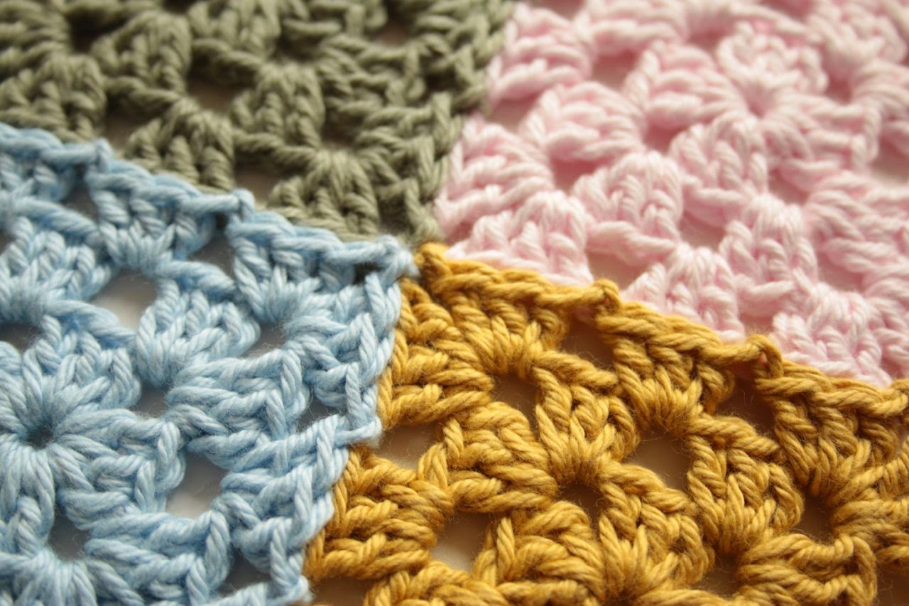 200 MOTİFİ NASIL BİRLEŞTİRMELİ / HOW TO JOIN GRANNY SQUARES Ezgi