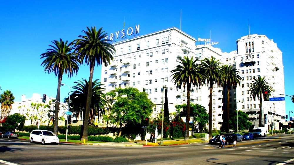 Bryson Apartment Hotel