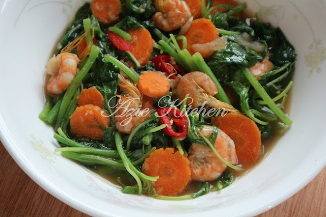 Sayur Bayam Goreng 