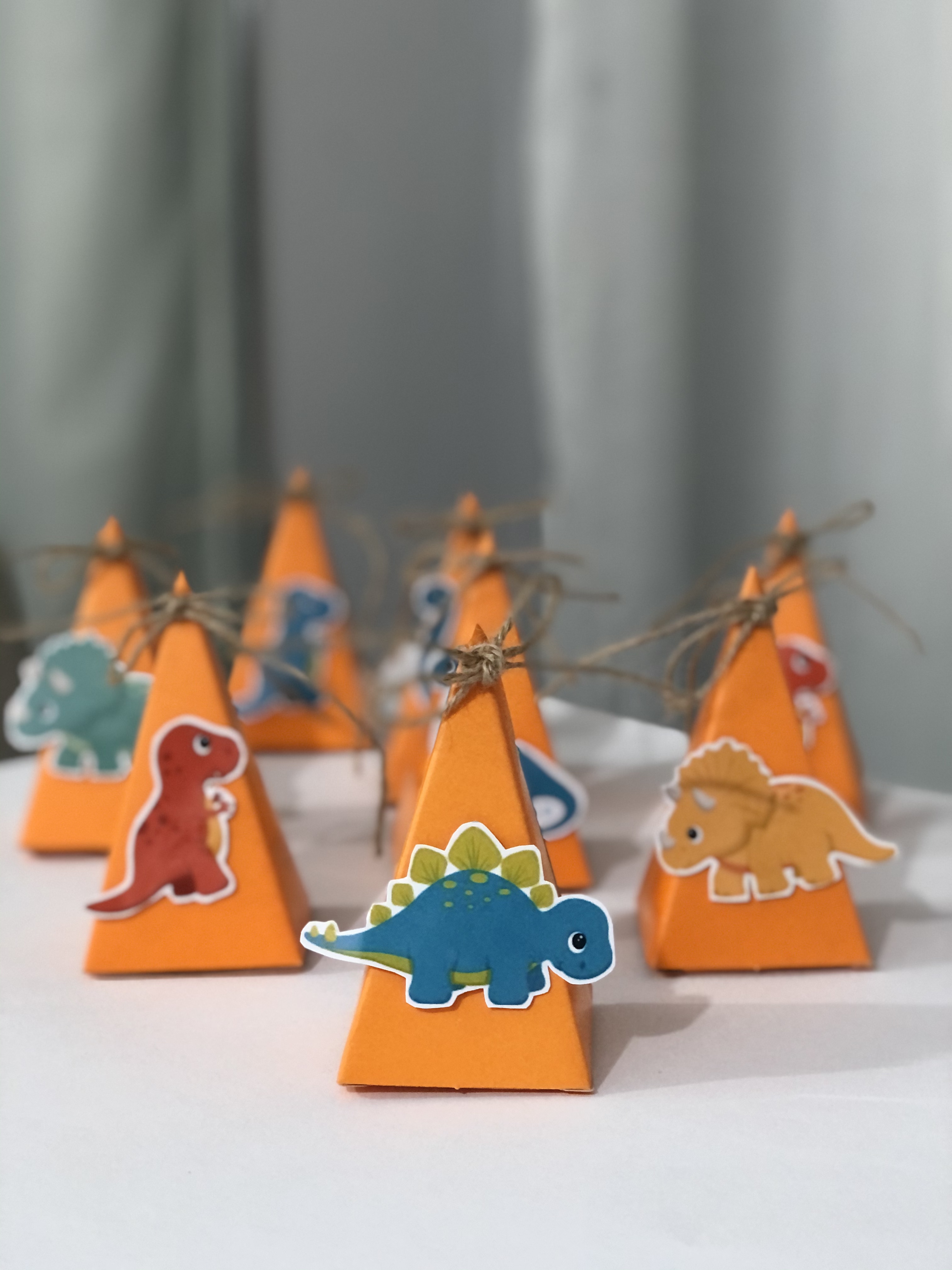 Elementos Festa Dinossauros para imprimir - OrigamiAmi - Arte para toda a  festa