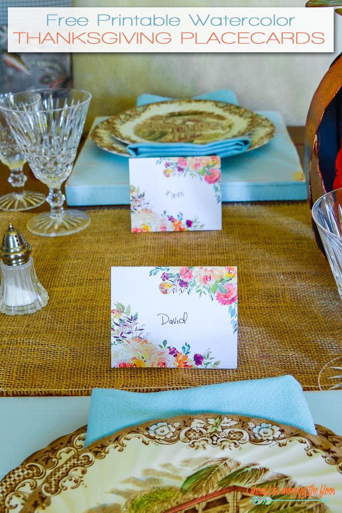 Free Printable Placecards | These jewel-toned watercolor printable placecards are a lovely addition to your fall table.