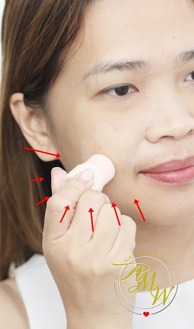 a photo on how to apply Benefit POREfessional Pore Minimizing Makeup