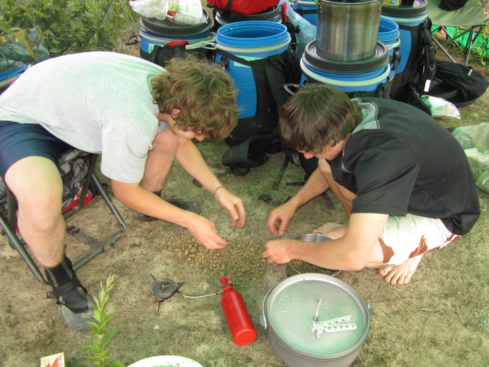 Dehydrating Raw Ground Beef, Meat, Chicken in Oven for Canoe Tripping