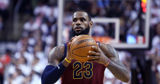 Cara Menangkap Bola Dalam Permainan Bola Basket Kupas Tuntas Basketball Cara Menangkap Bola Dalam Permainan Bola Basket Kupas Tuntas Basketball