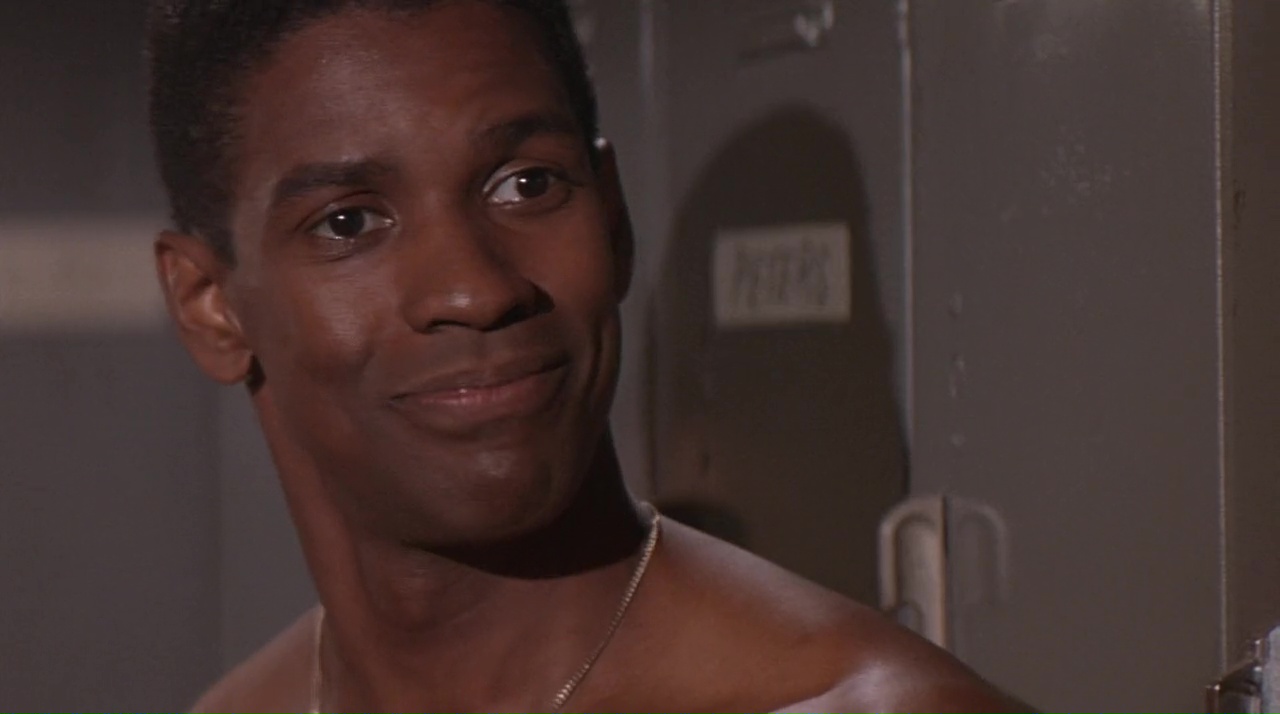 ausCAPS: Denzel Washington nude in Ricochet