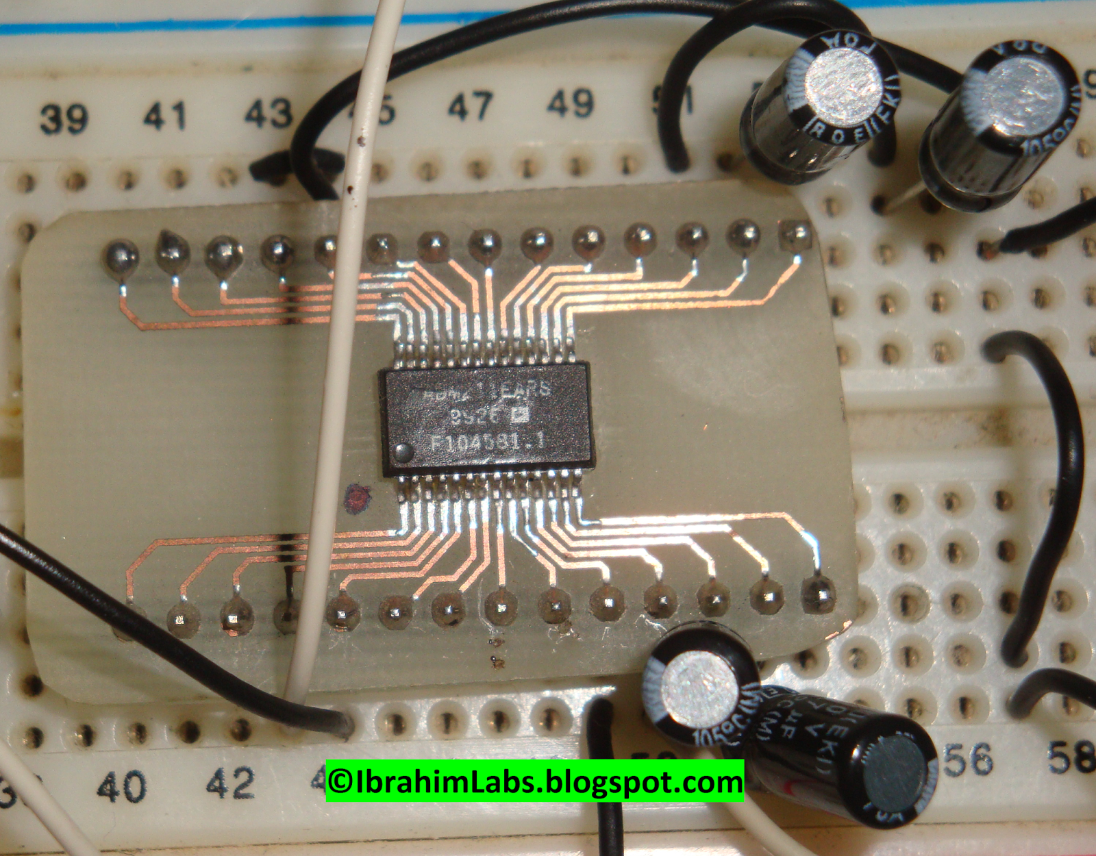Figure 2. ADM211EARS RS232 level IC.