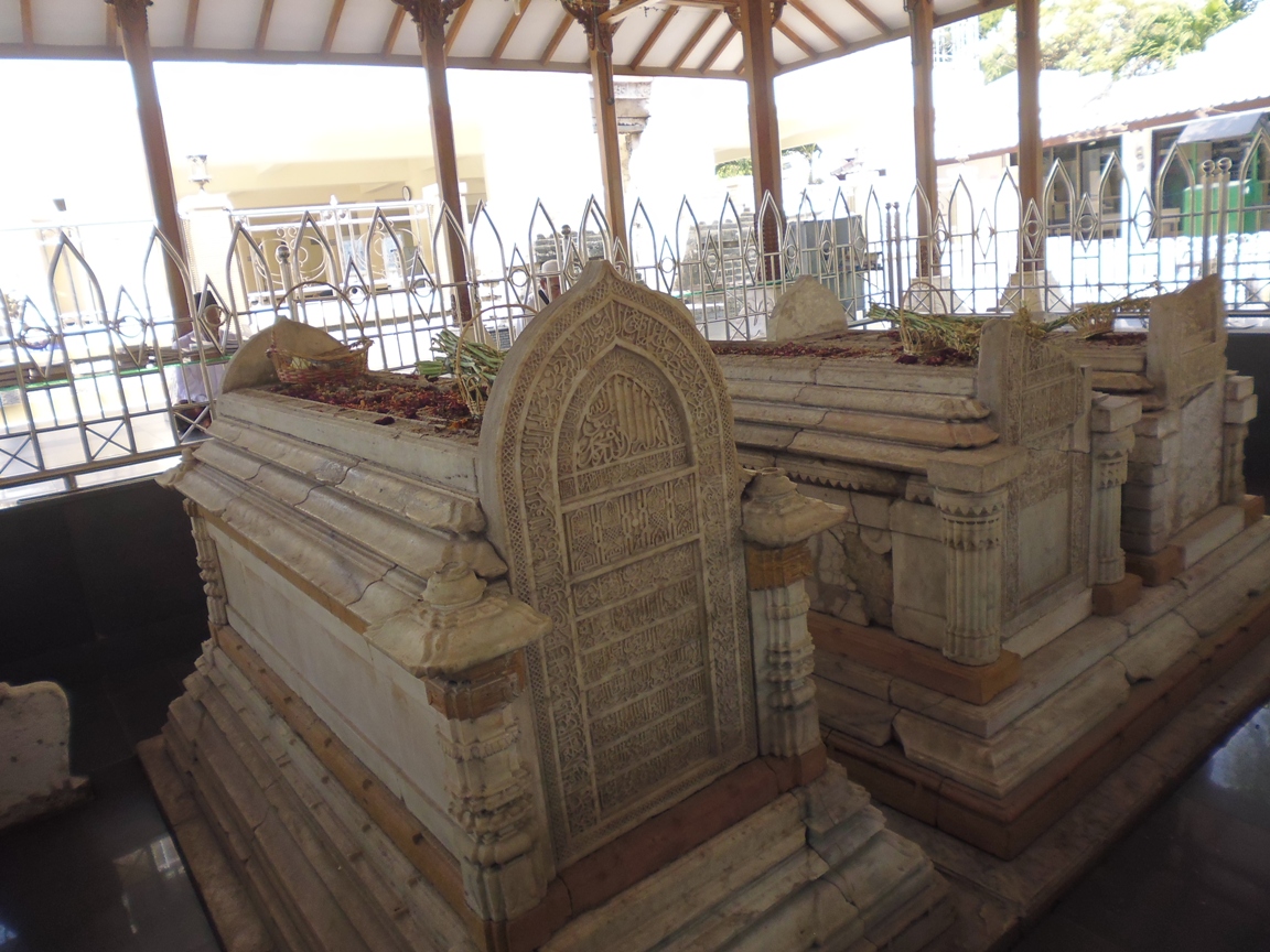 Top Inspirasi 44 Makam Atau Nisan