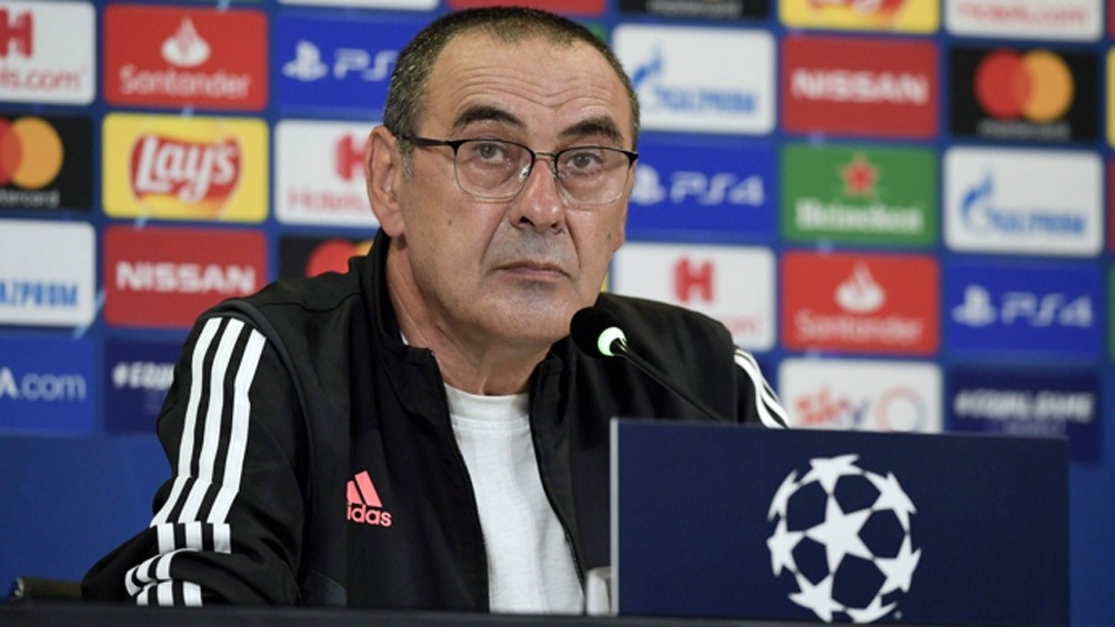 La Juventus ha despedido al entrenador  Maurizio Sarri, tras la decepcionante salida de octavos de final de la Liga de Campeones