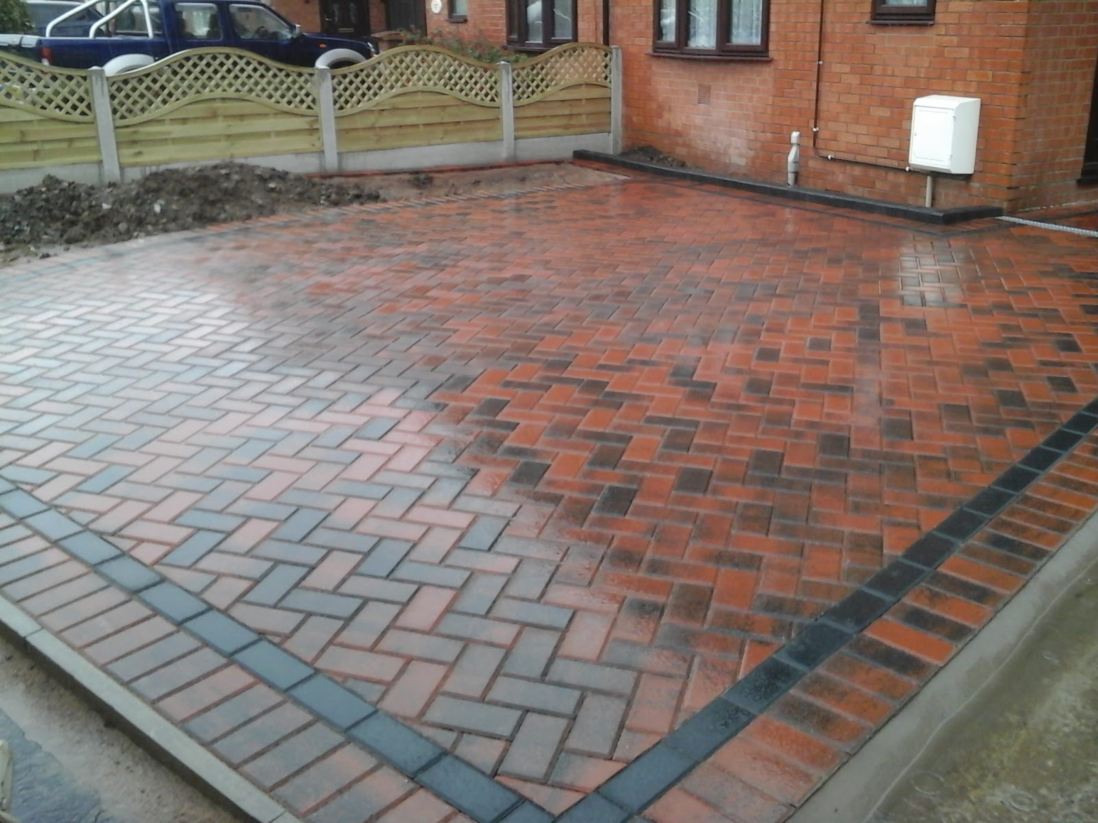 Paving In Romford 3 Ways To Remove Moss And Weed From Block Paving