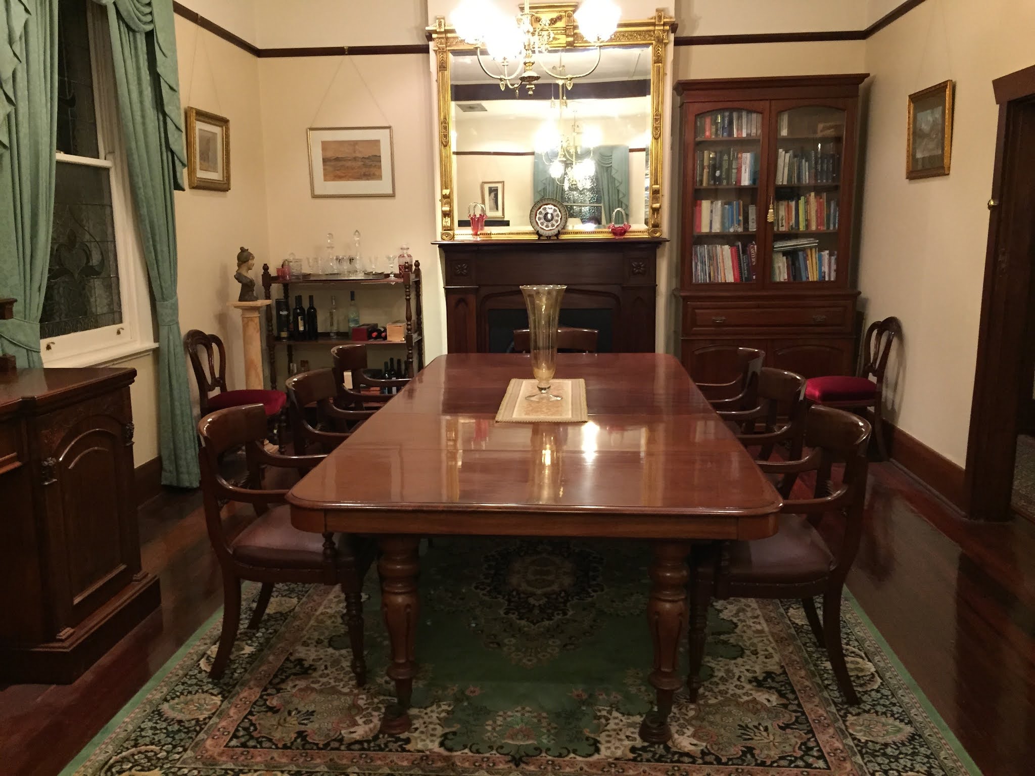 Antique Furniture Valuation & Restoration An Online Guide