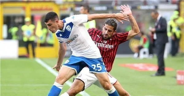فاز ميلان على بريشيا في الجولة الثانية من الدوري الإيطالي,انتهى اللقاء ، في ميلانو ، بنتيجة 1-0 لصالح الفريق المضيف.