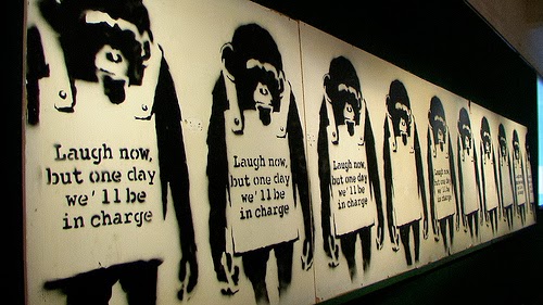 Drake плачет. бэнкси laugh now but one day we’ll be in charge, 2008. Drake lil durk. бэнкси laugh now. майка teestore бэнкси.